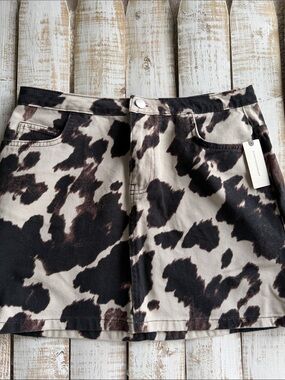 Anthropologie Cow Print Skirt Size 8 NWT